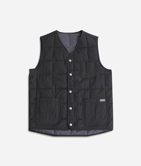 Light reversible vest